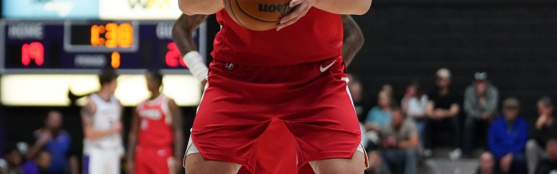 星空体育足球直播-差一点！杨瀚森G联赛砍新高31分 此前他在CBA单场得分纪录是32分